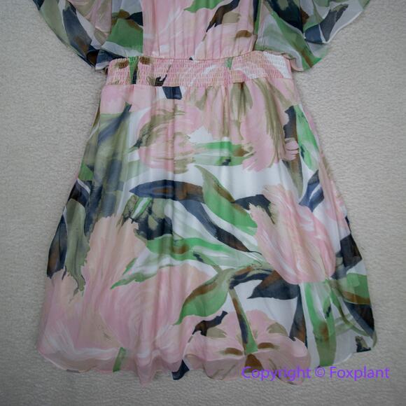 New! White House Black Market Short Sleeve Smocked Flutter Dress, size 4 - Picture 11 of 13